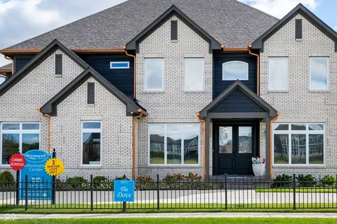 4301 Stone Lake Drive Zionsville IN 46077