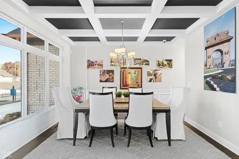 4301 Stone Lake Drive Zionsville IN 46077