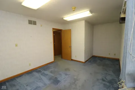 1720 Lafayette Road Crawfordsville IN 47933