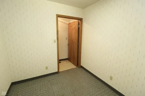 1720 Lafayette Road Crawfordsville IN 47933