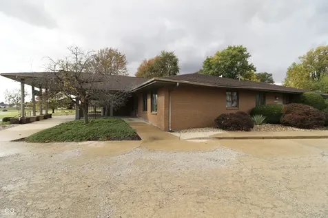1720 Lafayette Road Crawfordsville IN 47933