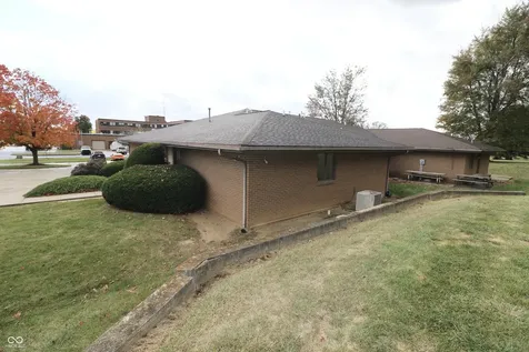 1720 Lafayette Road Crawfordsville IN 47933