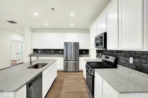 3746 Thomas Jefferson Court Westfield IN 46074