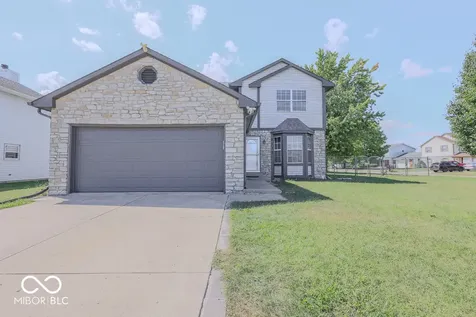 8132 Lynn Drive Indianapolis IN 46237