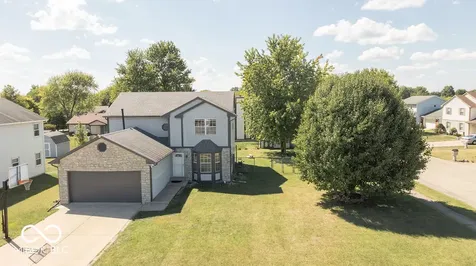 8132 Lynn Drive Indianapolis IN 46237