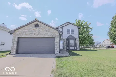 8132 Lynn Drive Indianapolis IN 46237