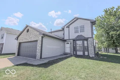 8132 Lynn Drive Indianapolis IN 46237