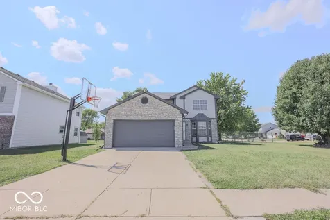 8132 Lynn Drive Indianapolis IN 46237