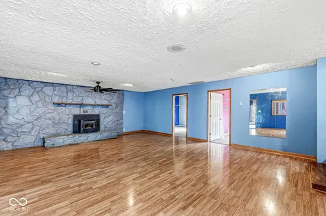 3830 S Olney Street Indianapolis IN 46237