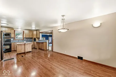 3830 S Olney Street Indianapolis IN 46237