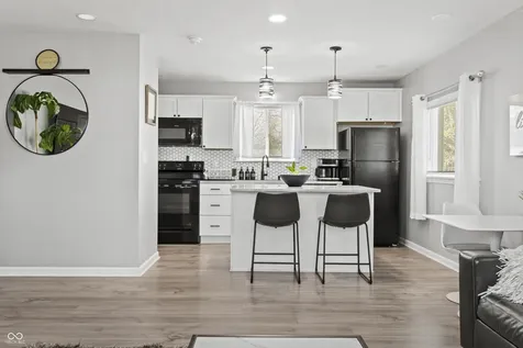 9121 Key Lane Indianapolis IN 46234