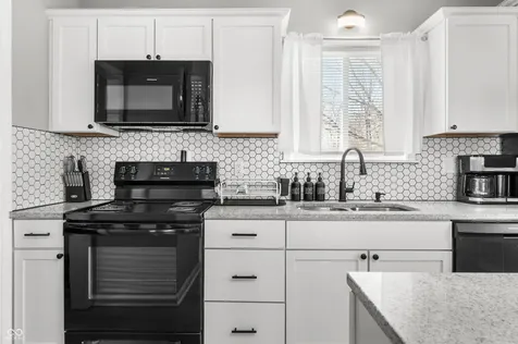9121 Key Lane Indianapolis IN 46234