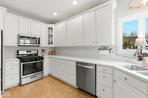 5773 Station Hill Drive Avon IN 46123