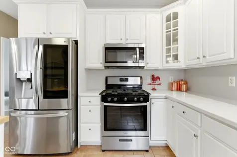 5773 Station Hill Drive Avon IN 46123