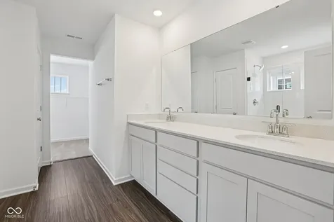 5661 Arcade Boulevard Mccordsville IN 46055