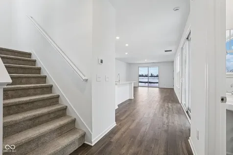 5661 Arcade Boulevard Mccordsville IN 46055