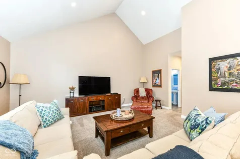 7620 Dean Road Indianapolis IN 46240