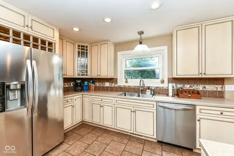 7620 Dean Road Indianapolis IN 46240