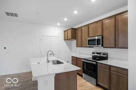 2635 Prism Way Plainfield IN 46168