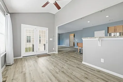 628 Reunion Lane Greenwood IN 46143