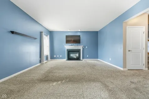 628 Reunion Lane Greenwood IN 46143