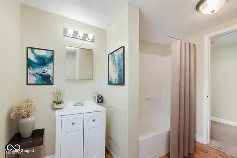 415 W 39th Street Indianapolis IN 46208