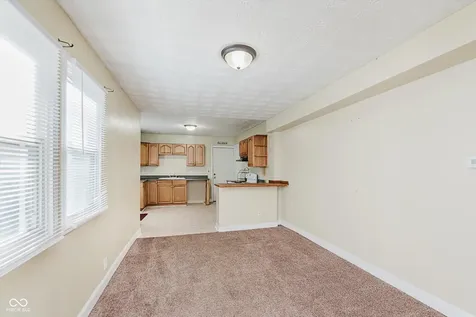 415 W 39th Street Indianapolis IN 46208