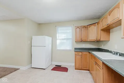 415 W 39th Street Indianapolis IN 46208