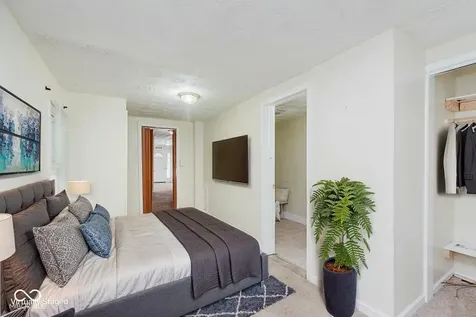 415 W 39th Street Indianapolis IN 46208