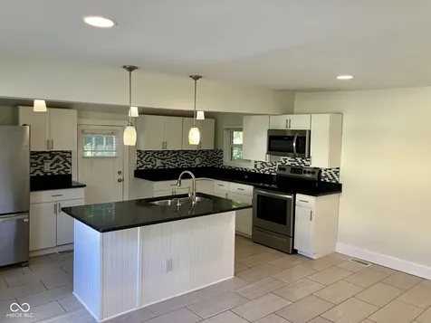 645 E 49th Street Indianapolis IN 46205