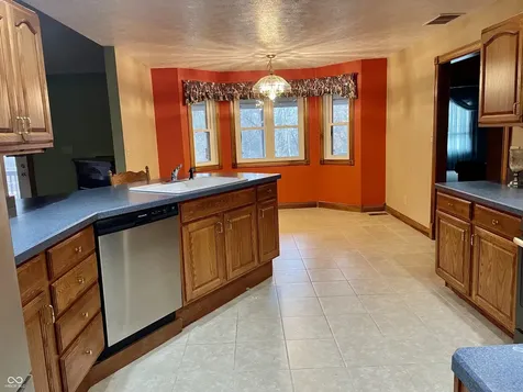 1564 W County Road 1050 S Cloverdale IN 46120