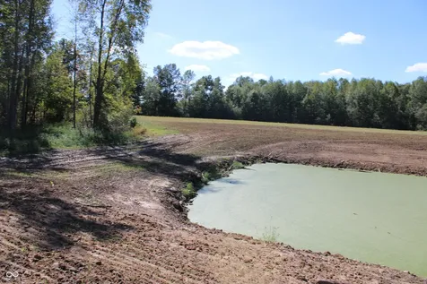 Tract 9 7530 W Private Road 775 S Commiskey IN 47227