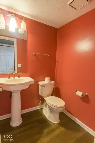 8409 Chapel Pines Drive Indianapolis IN 46234