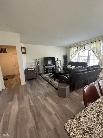 4557 Timberline Trail Whitestown IN 46075