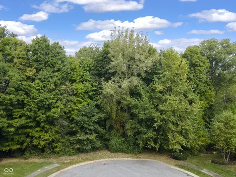 13562 Creekridge Lane Fishers IN 46055