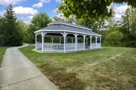 13562 Creekridge Lane Fishers IN 46055