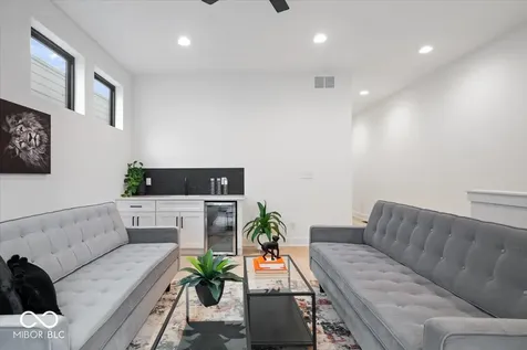 513 Leon Street Indianapolis IN 46204