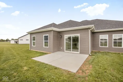 9182 Mulligan Court Elwood IN 46036