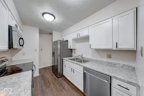 910 Summitcrest Drive Indianapolis IN 46241