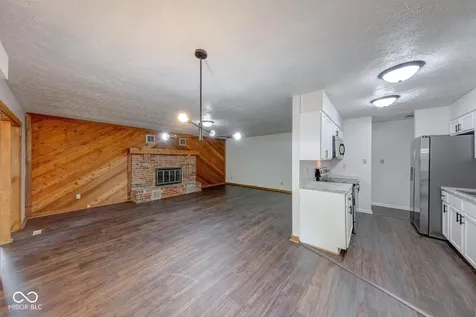 910 Summitcrest Drive Indianapolis IN 46241