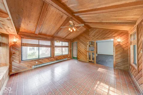 910 Summitcrest Drive Indianapolis IN 46241