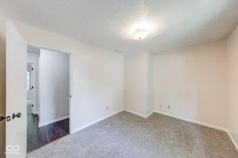 910 Summitcrest Drive Indianapolis IN 46241