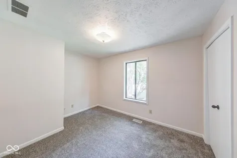 910 Summitcrest Drive Indianapolis IN 46241