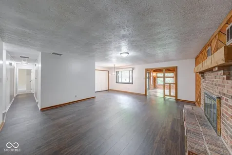 910 Summitcrest Drive Indianapolis IN 46241