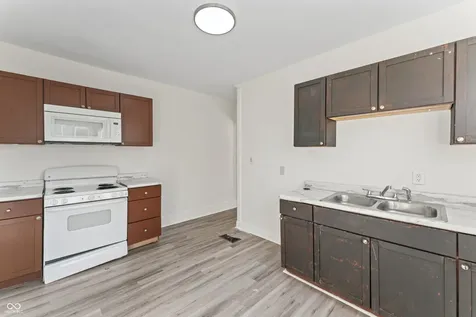 102 N Denny Street Indianapolis IN 46201