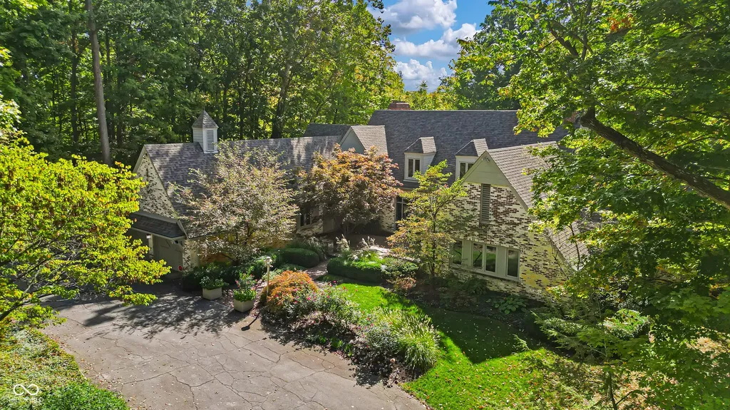 6047 Brokenhurst Road Indianapolis IN 46220