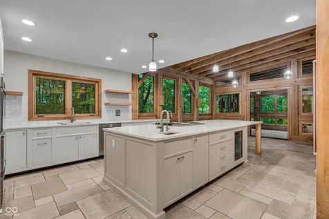 6047 Brokenhurst Road Indianapolis IN 46220