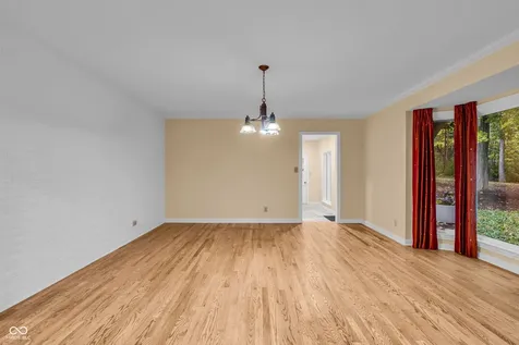 6047 Brokenhurst Road Indianapolis IN 46220