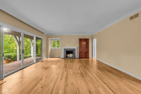 6047 Brokenhurst Road Indianapolis IN 46220