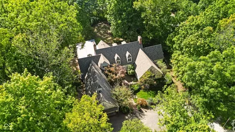 6047 Brokenhurst Road Indianapolis IN 46220